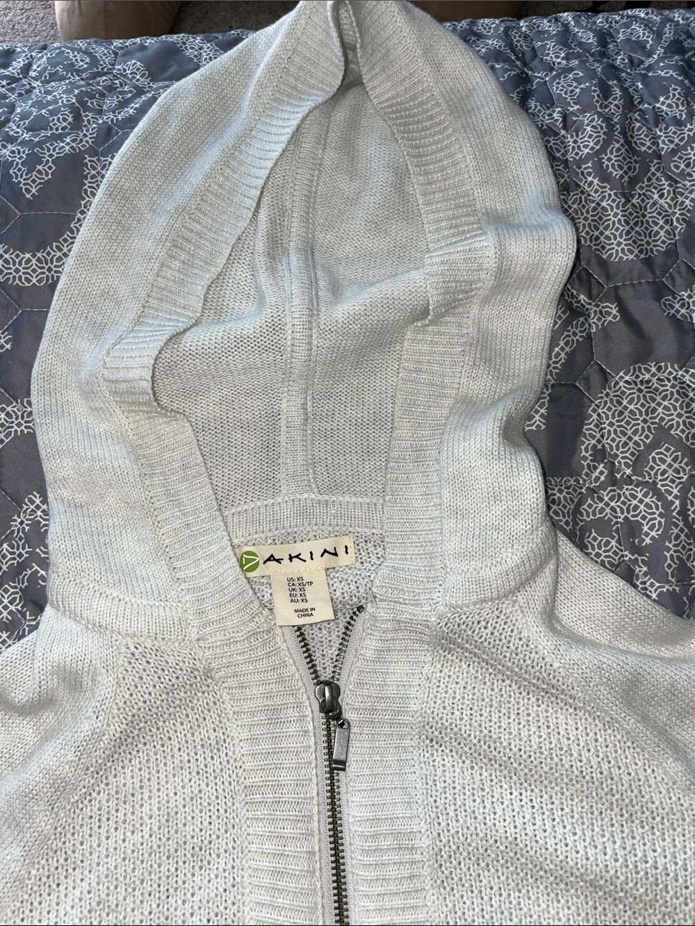 Dakini Light Oatmeal Colored Knit Zip Cardigan Hoodie NWT! Beautiful quality - Picture 10 of 16